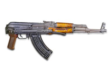 Uzun namlulu, vidalı ve vidalı, saplı, tabanca kabzalı ve kompartımanlı, hafif arka planda bir tüfeğin yakın plan görüntüsü içerideki bir iç mekanı işaret ediyor.