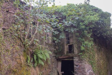 Galiçya, İspanya 'da zaman tek başına yıpranmış.