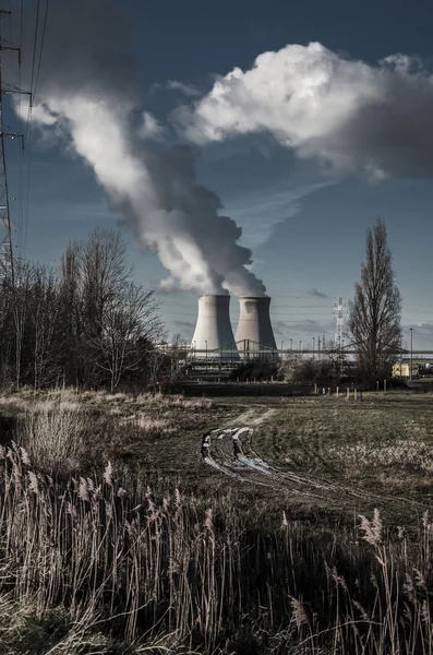 Doel elektrowni jądrowej, Antwerpia, Belgia 17 stycznia 2015 roku — Zdjęcie stockowe