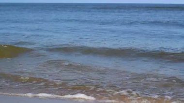 huzursuz deniz dalgaları