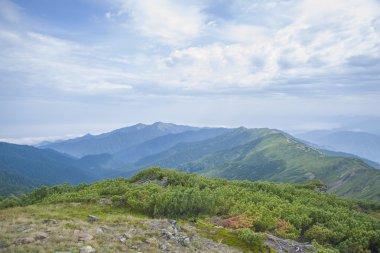 Dev Sibirya dağlarla Khamar-Daban.