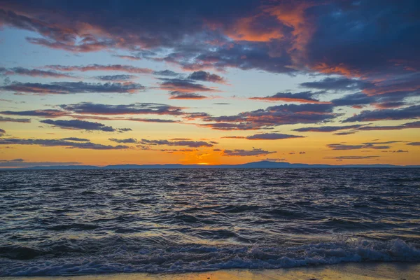 Coucher de soleil sur le lac Baïkal — Photo