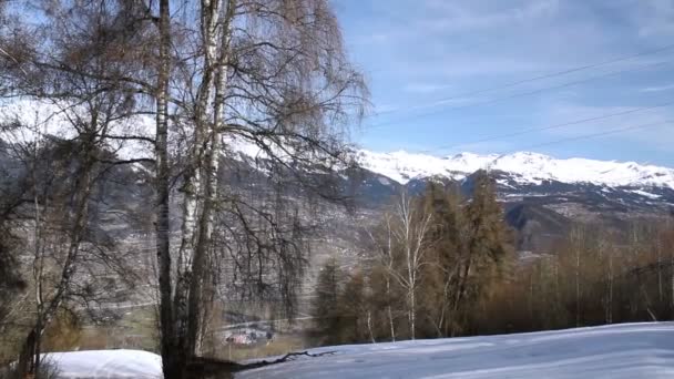 Vista montanha perto da vila de Vex . — Vídeo de Stock