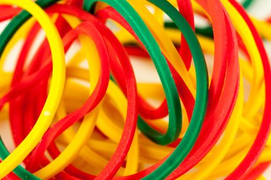 esnek kauçuk şeritler