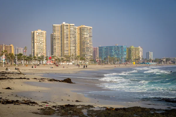 Día soleado en la ciudad de Arica — Foto de Stock