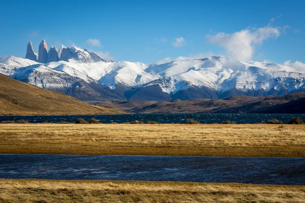 Hermoso paisaje en Torres del Paine — Foto de Stock