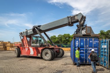 Works bağlantı noktası ağır makineleri işletim