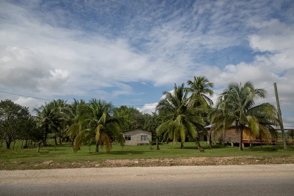 Vesnice v krajině Belize — Stock fotografie