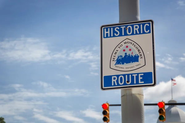 Selma a la señal de ruta histórica de Montgomery — Foto de Stock