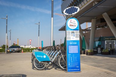 Masdar City sokaklarında