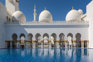 Şaşırtıcı Ulu Camii ziyaret turistler