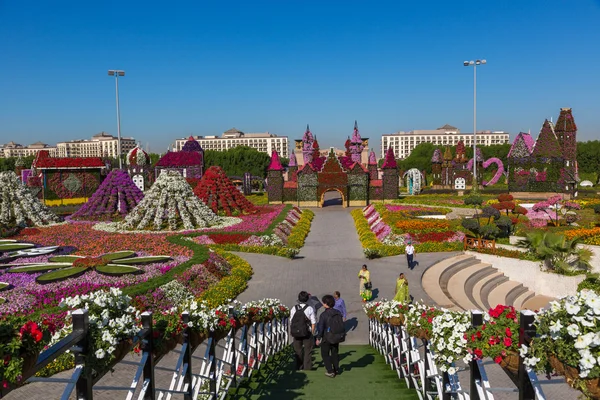 Miracle Garden Park i centrala Dubai — Stockfoto