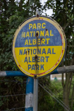 mermi işaretleri ile eski işareti