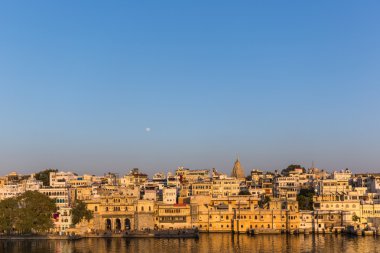 Udaipur şehir güzel öğleden sonra ışıklar