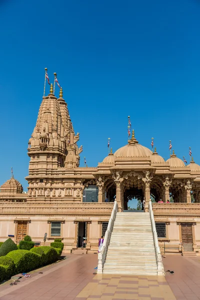 Temple hindou avec ciel bleu — Photo