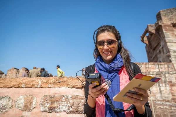 Ses kılavuzunu kullanarak turizm — Stok fotoğraf