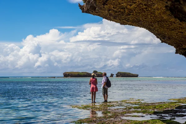 Turistler Watamu güzel plaj keyfi