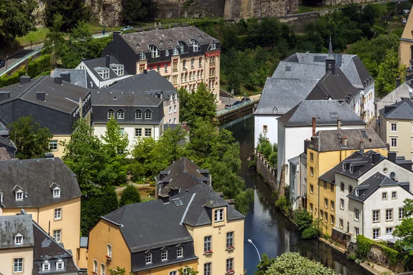 Lucembursko město v zamračený den — Stock fotografie