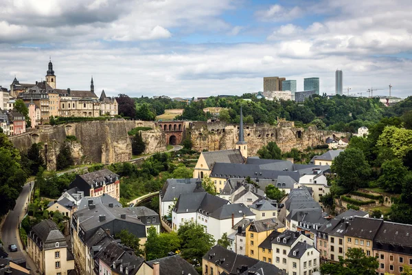 Luxemburgváros felhős nap — Stock Fotó