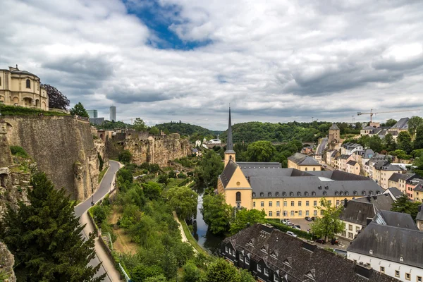 Lucembursko město v den oblaku — Stock fotografie