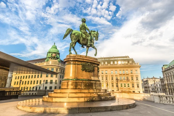Traditionelle Statuen der Innenstadt von Wien — Stockfoto