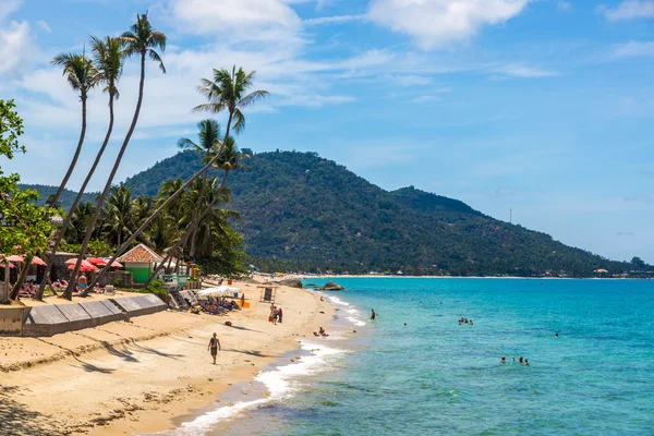 Turistas disfrutando de la isla de Koh Samui —  Fotos de Stock