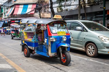 Bangkok kentsel alanda Tuk-Tuks park