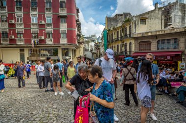Macau merkezinde turist büyük toplama