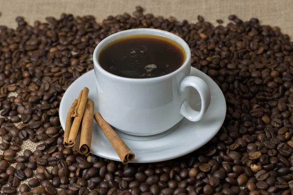 Kahve çekirdekli kahve. 