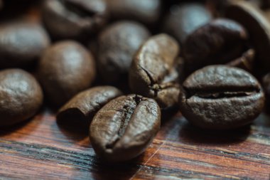 Makro kahve çekirdekleri ahşap duvar