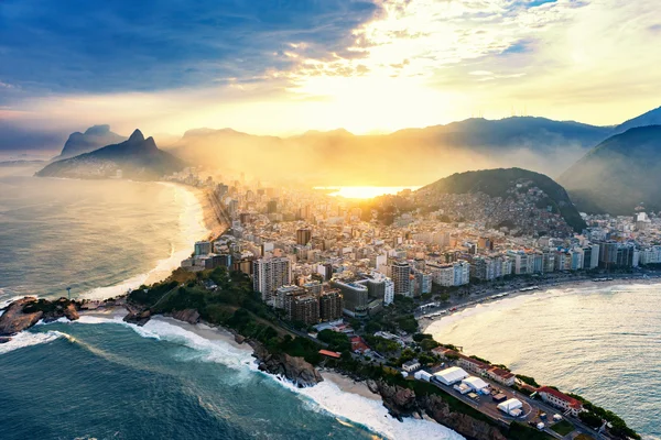 Praias de Copacabana e Ipanema no Rio de Janeiro . — Fotografia de Stock