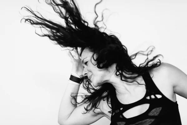 Mujer en clase de danza moderna —  Fotos de Stock