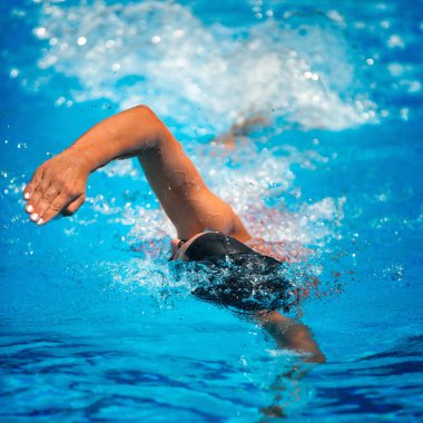 kadın atlet Yüzme açık gezinme