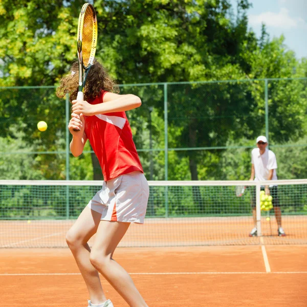 Giocatore di tennis junior — Foto Stock