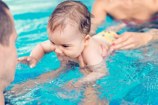 Baby boy swimming — Stock Photo, Image