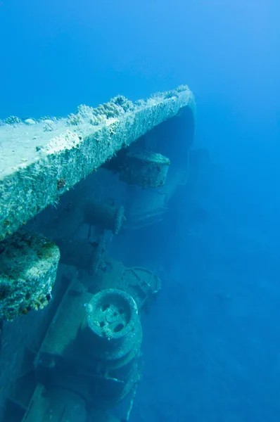 Dettaglio del naufragio posto sul fianco — Foto Stock