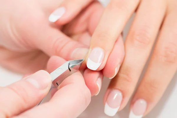 Skärande nageln nagelband — Stockfoto
