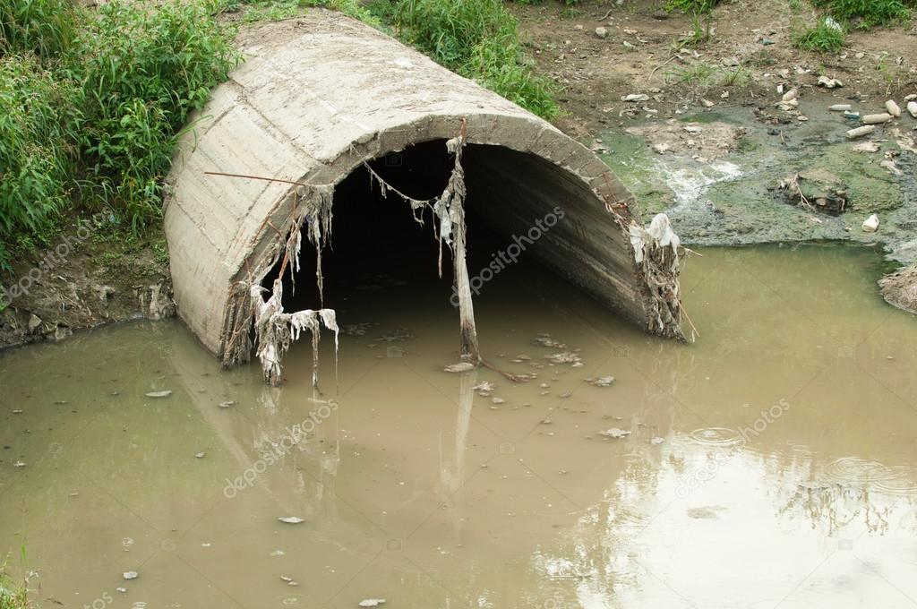 Sewage water pollution — Stock Photo © microgen 115205906