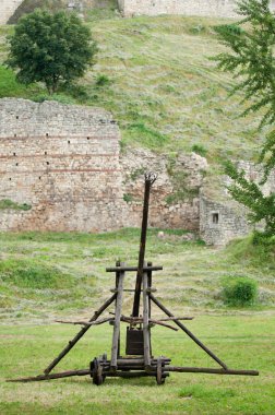 Antik trebuchet yineleme