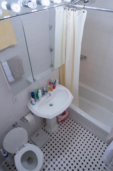 Bathroom in rental apartment — Stock Photo, Image