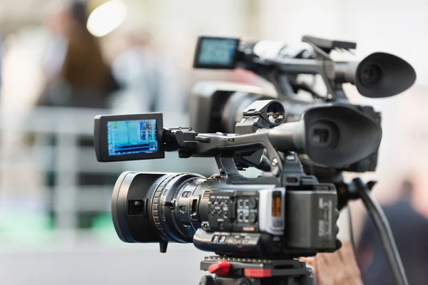 TV-kamera på konferens — Stockfoto