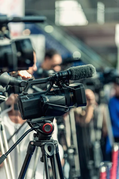 Video camera at conference — Stock Photo, Image