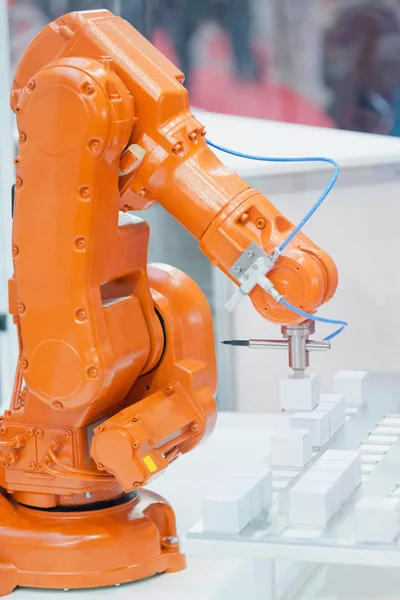Industriële robotarm — Stockfoto