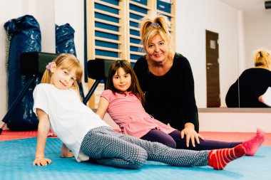 Fizyoterapist çocuk grup ile çalışmak