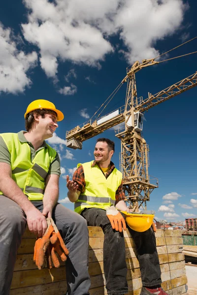 Trabalhadores manuais do estaleiro de construção — Fotografia de Stock