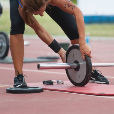 Crossfit rakip ağırlık değiştirme
