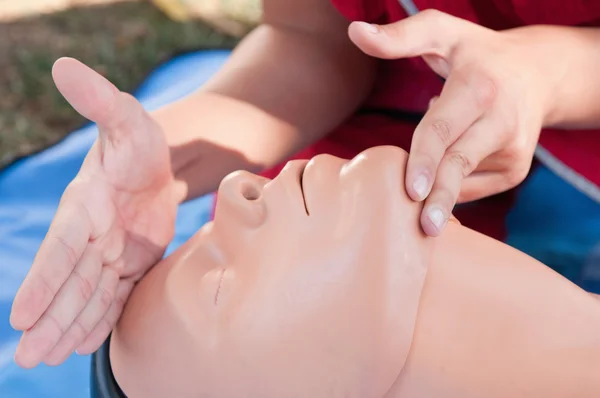 Cardiopulmonary resuscitation practice