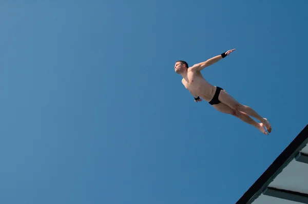 Professional diver in flight — Stock Photo, Image