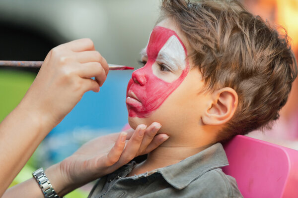 Face painting for little boy