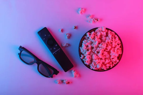 Pilot Okulary Miska Popcornu Neonowe Różowe Niebieskie Światło Koncepcja Czasu — Zdjęcie stockowe